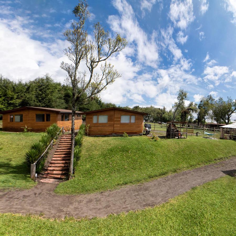 Hosteria Papagayo Cotopaxi Machachi Buitenkant foto