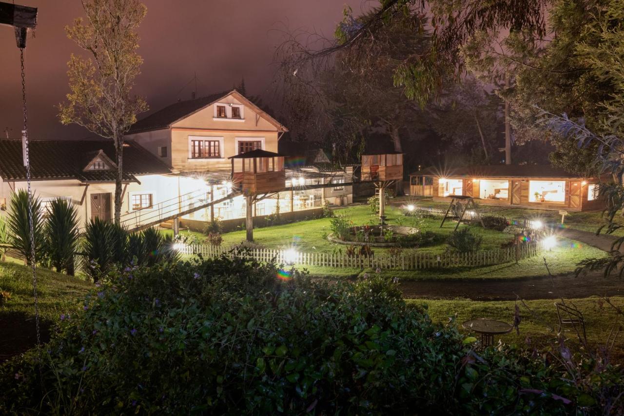 Hosteria Papagayo Cotopaxi Machachi Buitenkant foto