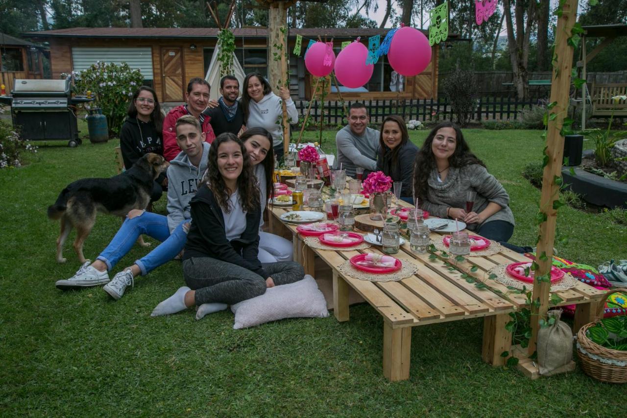 Hosteria Papagayo Cotopaxi Machachi Buitenkant foto